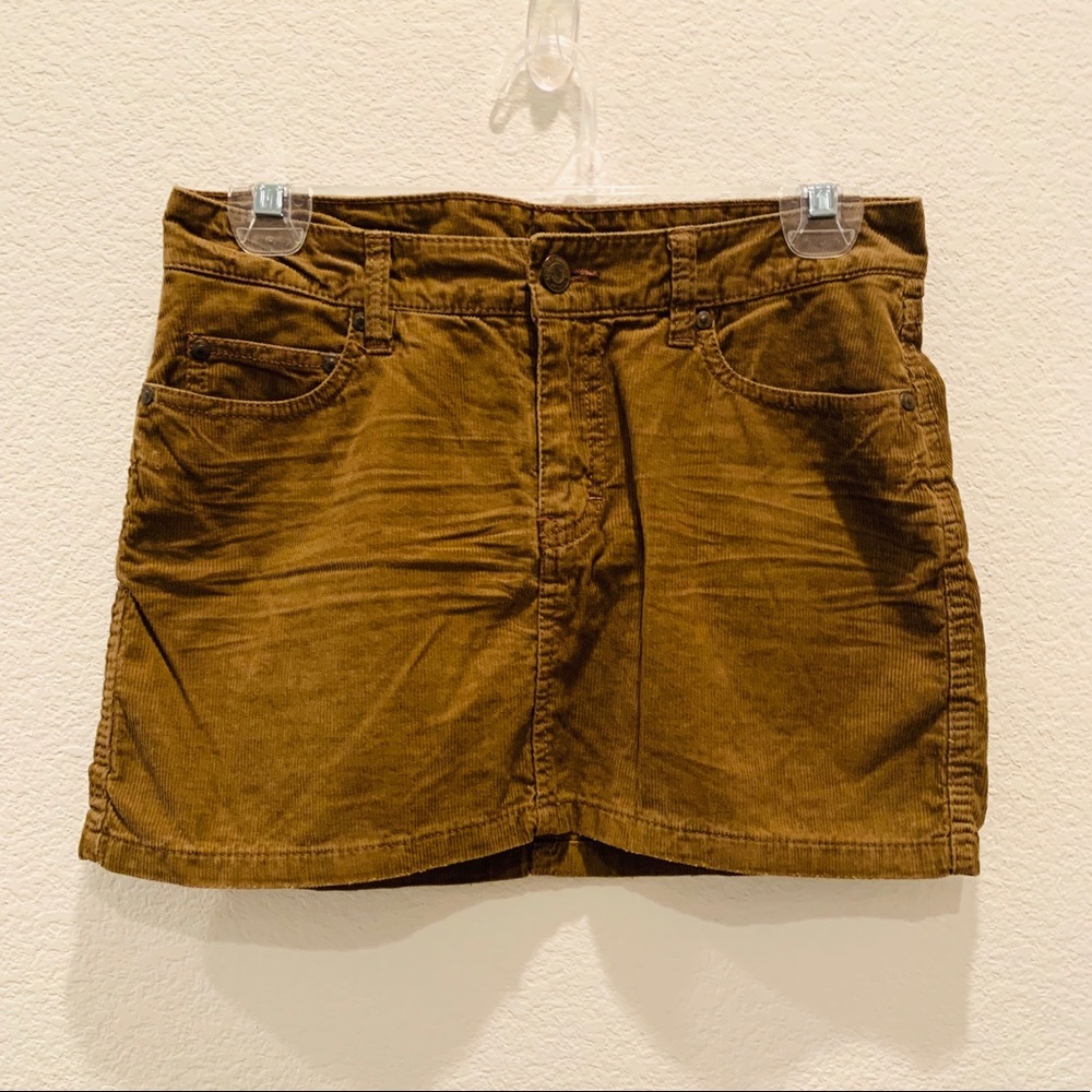 🆕 H&M Corduroy Skirt
